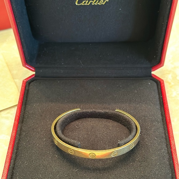 Cartier cuff LOVE bracelet yellow gold size 18 - Picture 6 of 12
